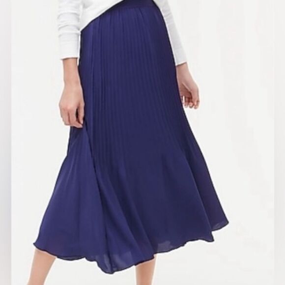 NWT J.Crew Factory Pleated Chiffon Skirt elastic waisted  Size 10 - Picture 1 of 9